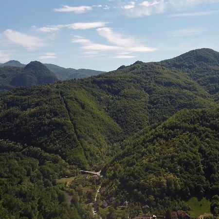 Hotel Lili Hit Trnski Odorovci Zewnętrze zdjęcie