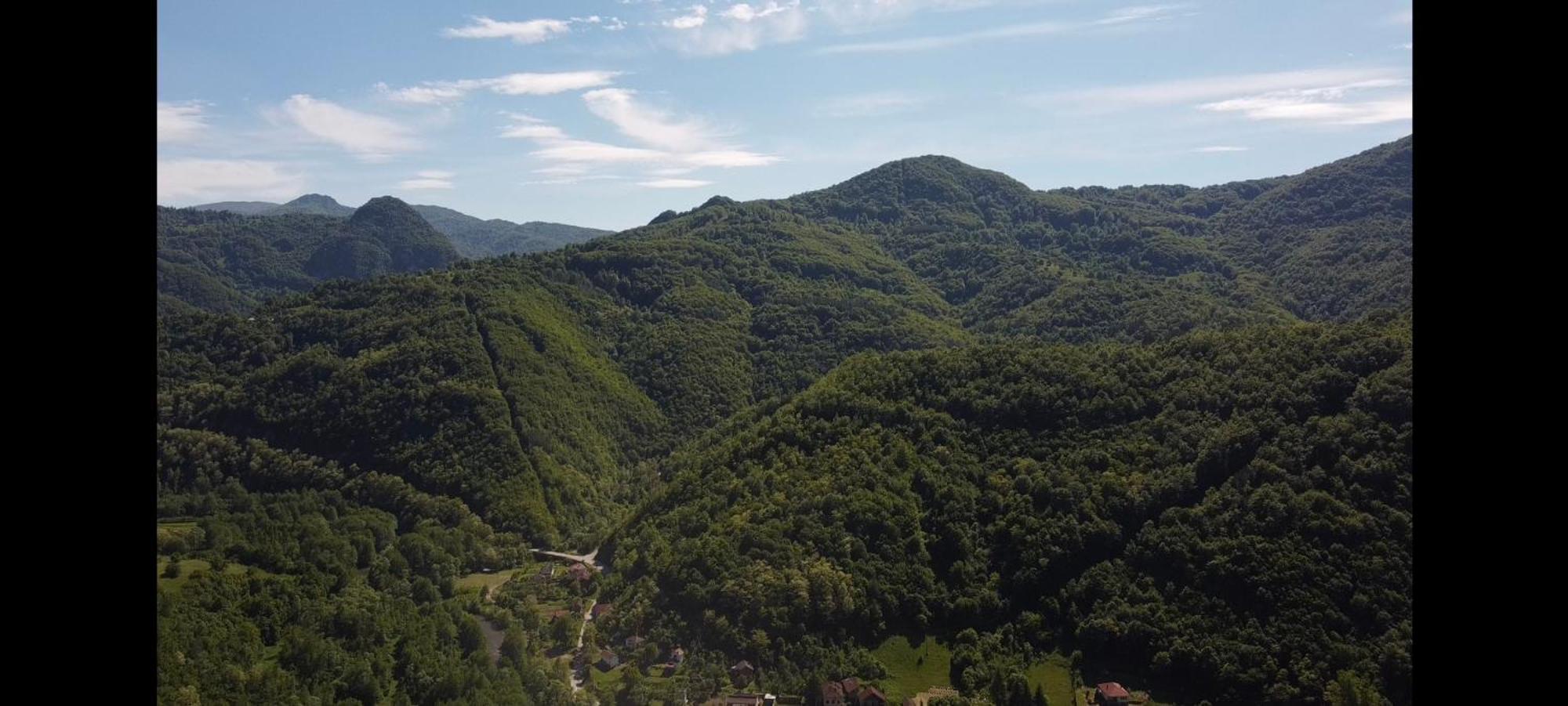 Hotel Lili Hit Trnski Odorovci Zewnętrze zdjęcie